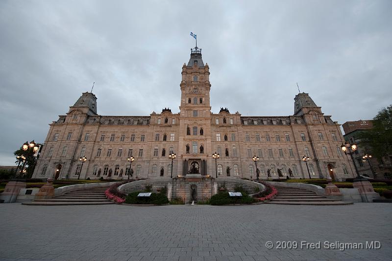 20090828_121929 D3.jpg - Quebec National Assembly